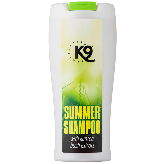 K9 Summer Shampoo - soothing shampoo for skin irritations and insect repellent, for dogs and horses.