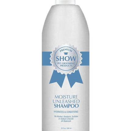 Show Premium Moisture Unleashed Shampoo - moisturizing - nourishing shampoo for dogs with plant extracts, concentrate 1:8.