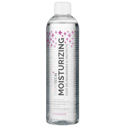 Show Tech Moisturizing Coat Oil - multifunctional, nourishing oil that facilitates detangling, adds shine, and moisturizes the coat..