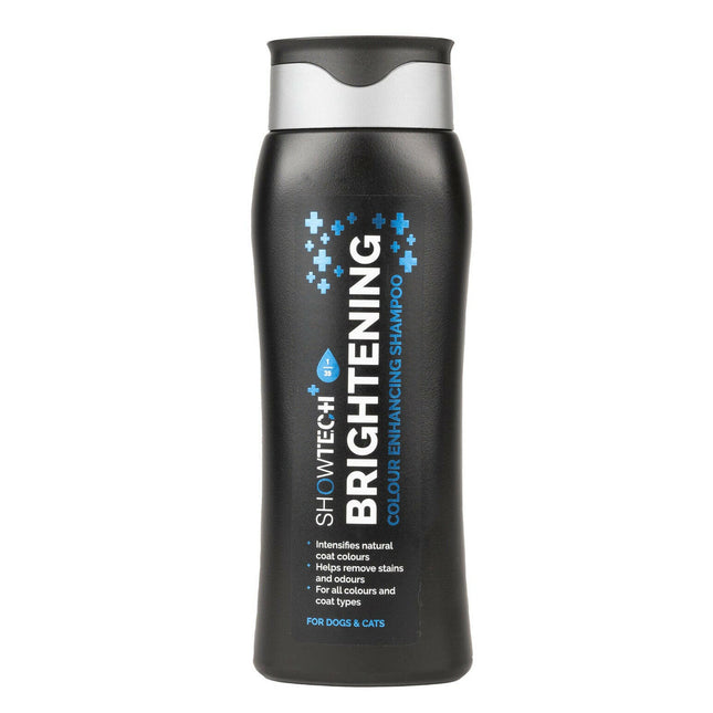 Show Tech+ Brightening Shampoo - concentrated shampoo that enhances coat color and removes discoloration.