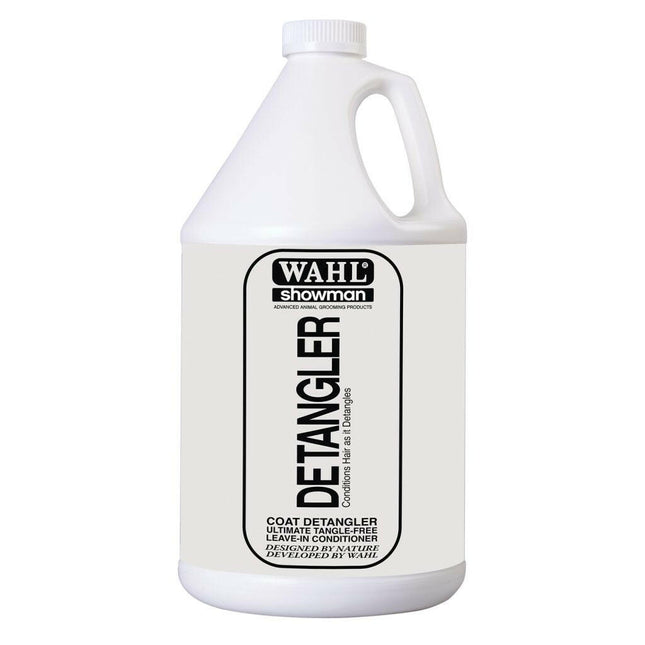 Wahl Easy Groom Detangler - detangling spray with vitamins A, D, and E.