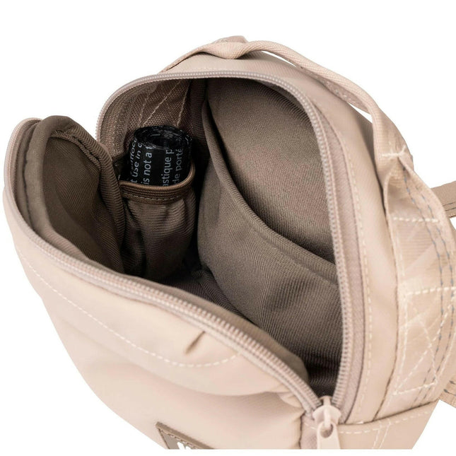 Max&Molly Training Bag Matrix 2.0 - waist bag for walking with a dog, with a waterproof surface.
