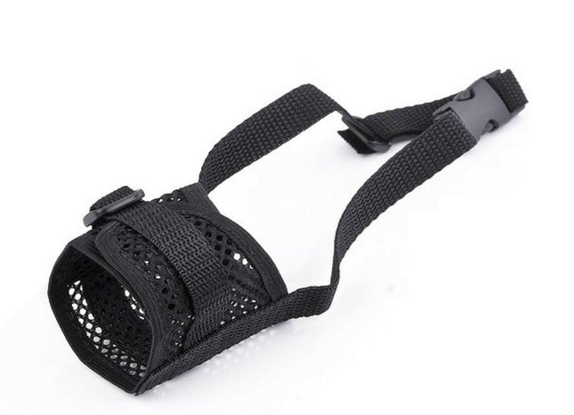 Blovi Mesh Muzzle - sturdy, adjustable mesh muzzle for dogs.