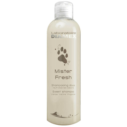Diamex Mister Fresh - shampoo that eliminates unpleasant odors from dog fur, concentrate 1:8.