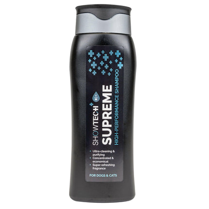 Show Tech+ Supreme Shampoo - intensely cleansing shampoo for dogs and cats with aloe, concentrate 1:20.