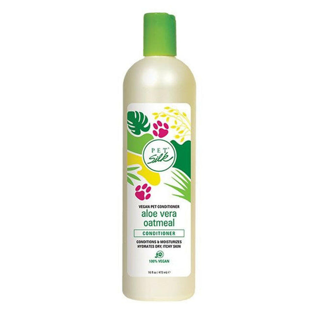 Pet Silk Vegan Aloe Vera Oatmeal Conditioner - moisturizing and soothing dog conditioner with aloe vera and oatmeal, concentrate 1:16.